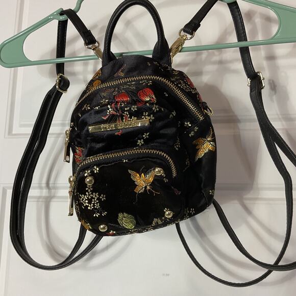 Steve Madden Mini Backpack Crossbody Handbag Gold tone hardware Zipper - Picture 2 of 11